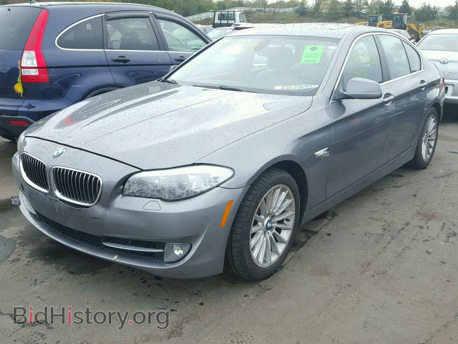 2011 BMW 5 SERIES - VIN: WBAFU7C53BC782081 - Фото 2