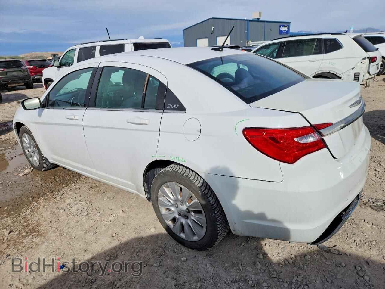 2013 CHRYSLER 200 - VIN: 1C3CCBAB4DN734587 - Фото 2