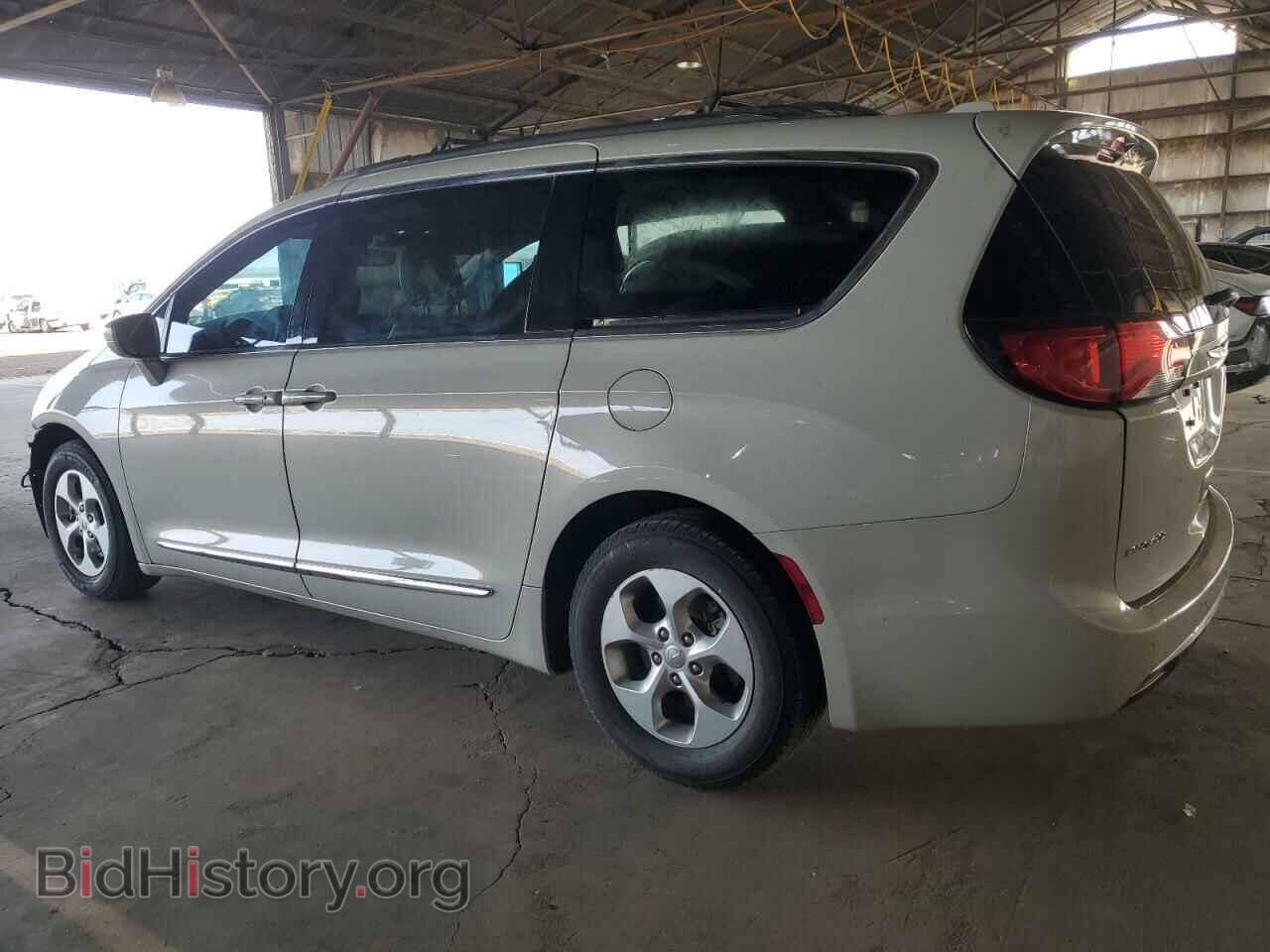 2017 CHRYSLER PACIFICA - VIN: 2C4RC1EG4HR763974 - Photo 2