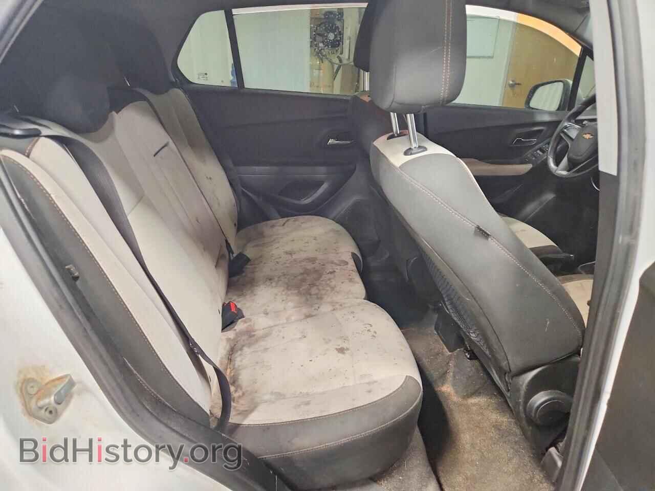2019 CHEVROLET TRAX - VIN: 3GNCJNSB3KL330928 - Фото 10