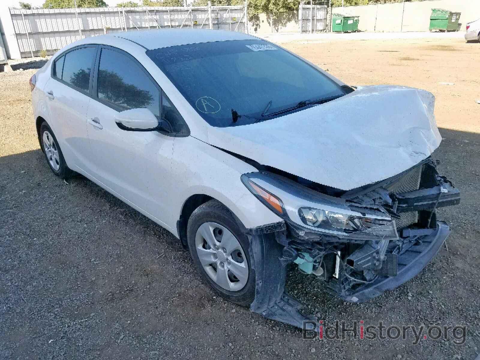 Photo 3KPFL4A70HE068211 - KIA FORTE LX 2017