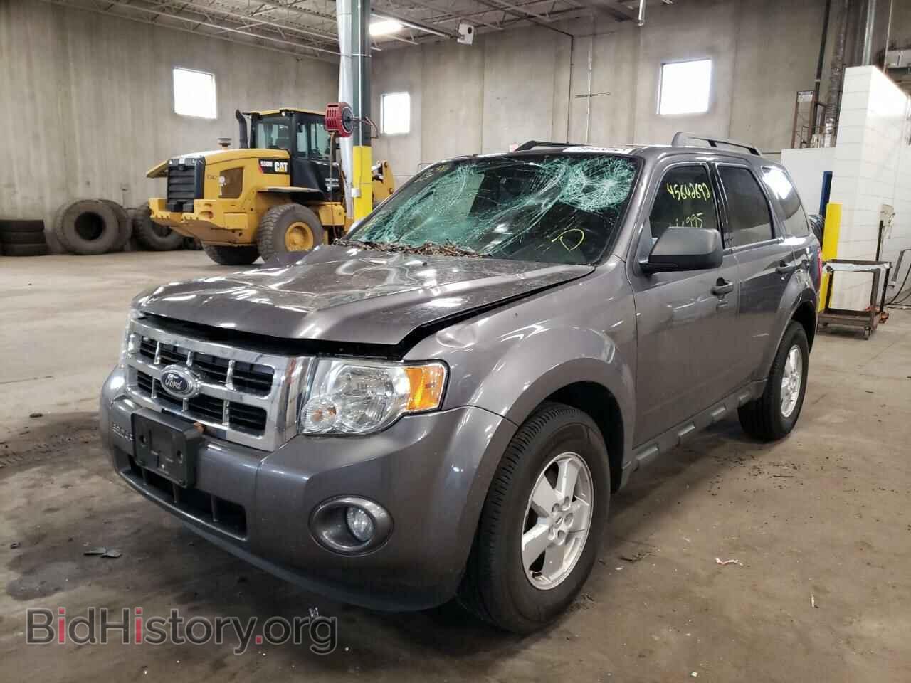 2010 Ford ESCAPE (VIN 1FMCU9DG6AKD19921) — фото 2 из 10