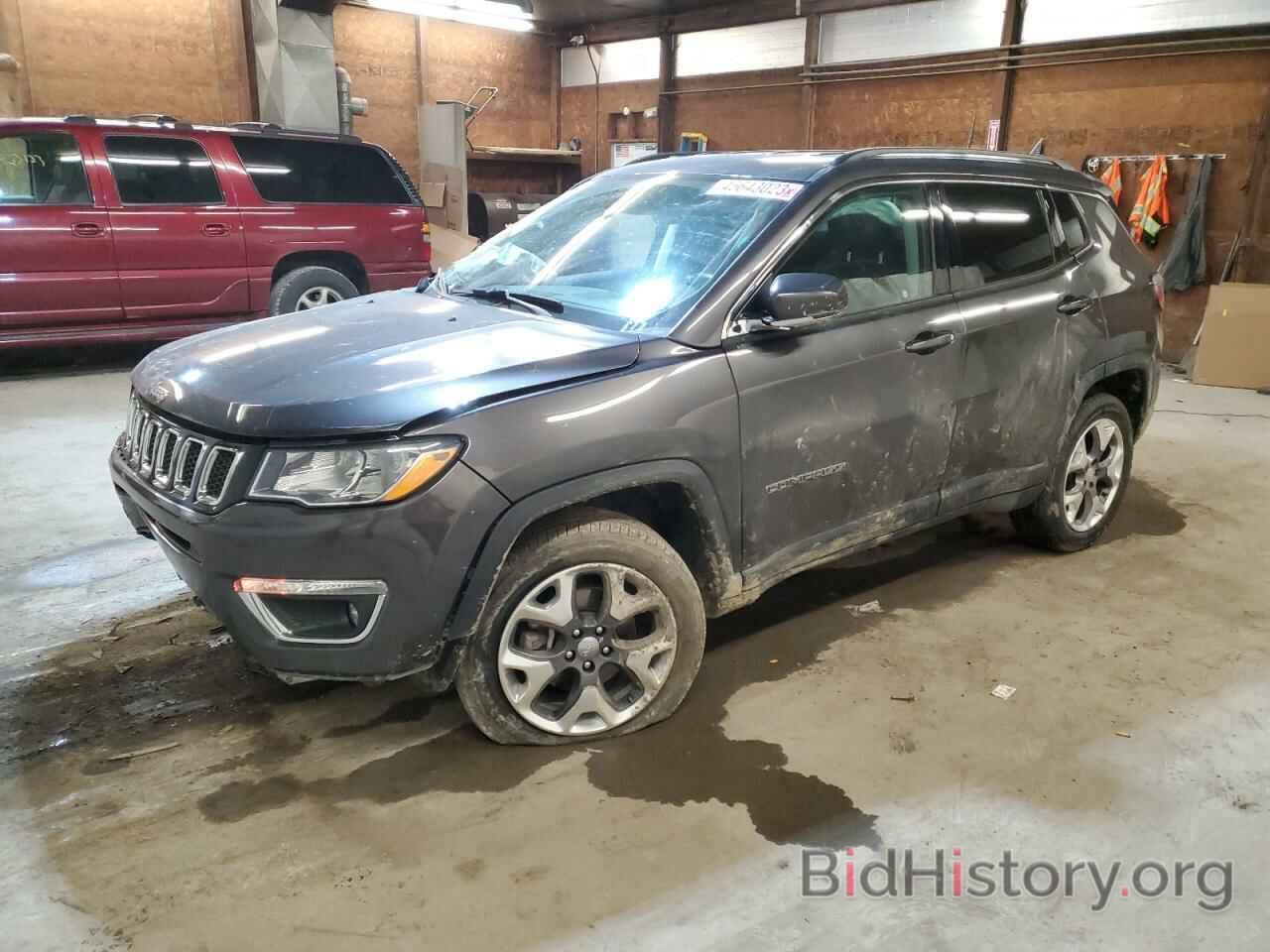 Фотография 3C4NJDCB6KT747700 - JEEP COMPASS 2019