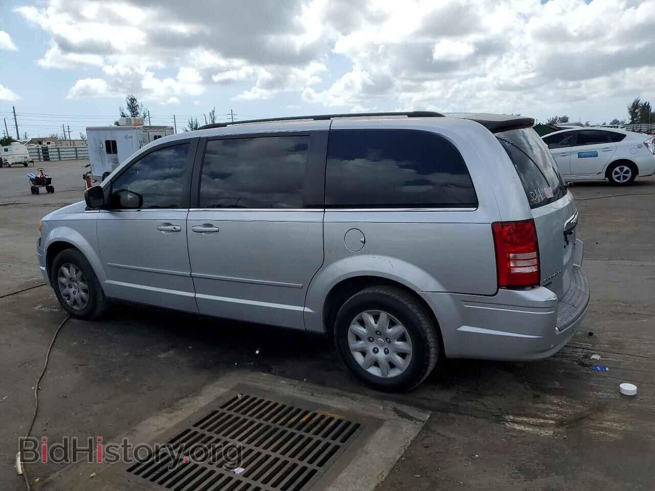2010 CHRYSLER MINIVAN - VIN: 2A4RR4DE1AR166135 - Фото 2