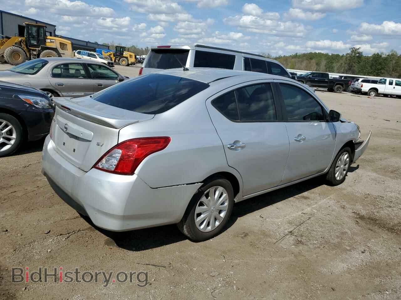 2019 NISSAN VERSA - VIN: 3N1CN7AP3KL852547 - Photo 3