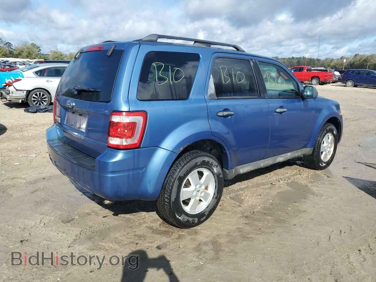 2009 FORD ESCAPE - VIN: 1FMCU03769KB21770 - Фото 3