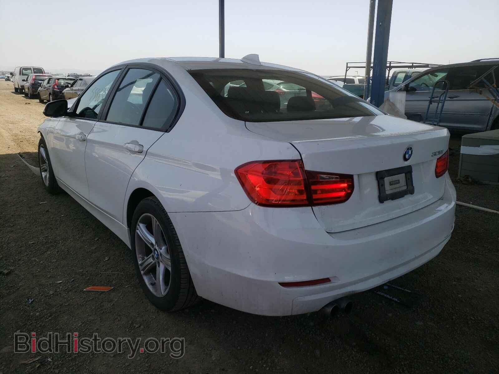 2013 BMW 3 SERIES - VIN: WBA3A5C50DF603755 - Фото 3