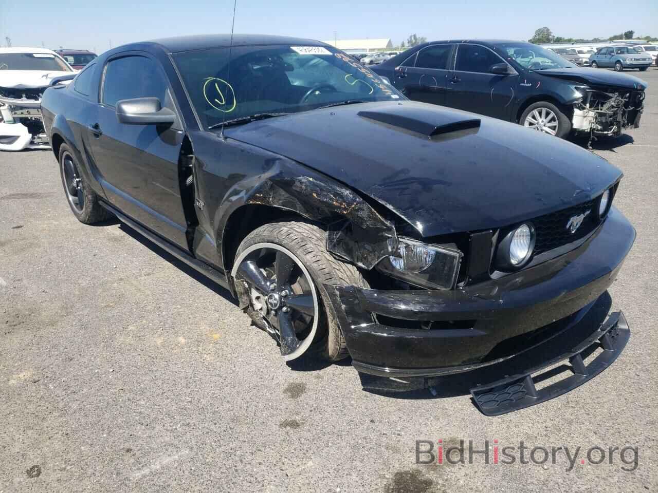 Photo 1ZVHT82H675258366 - FORD MUSTANG 2007