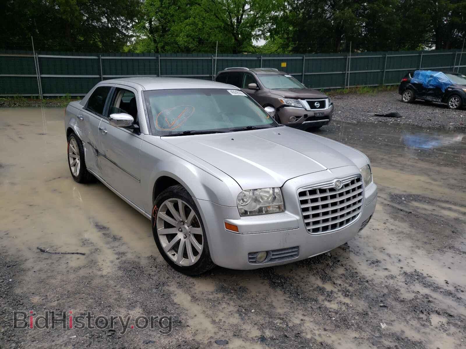 Photo 2C3CA5CV8AH206375 - CHRYSLER 300 2010