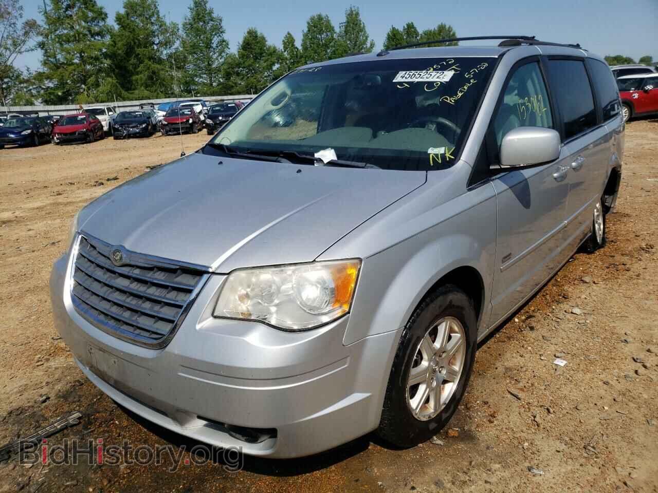 2008 CHRYSLER MINIVAN - VIN: 2A8HR54P28R821589 - Фото 2