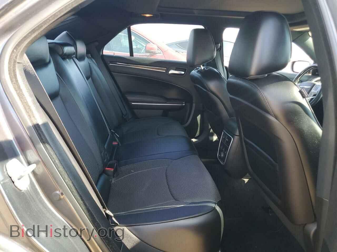 2014 CHRYSLER 300 - VIN: 2C3CCAKT4EH233601 - Фото 10