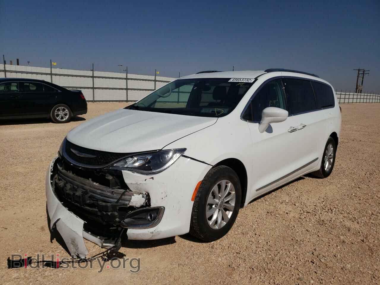 2019 CHRYSLER PACIFICA - VIN: 2C4RC1BG8KR625575 - Photo 2