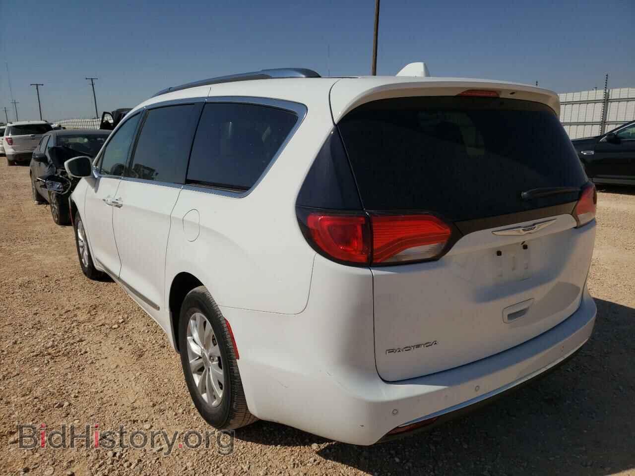 2019 CHRYSLER PACIFICA - VIN: 2C4RC1BG8KR625575 - Photo 3