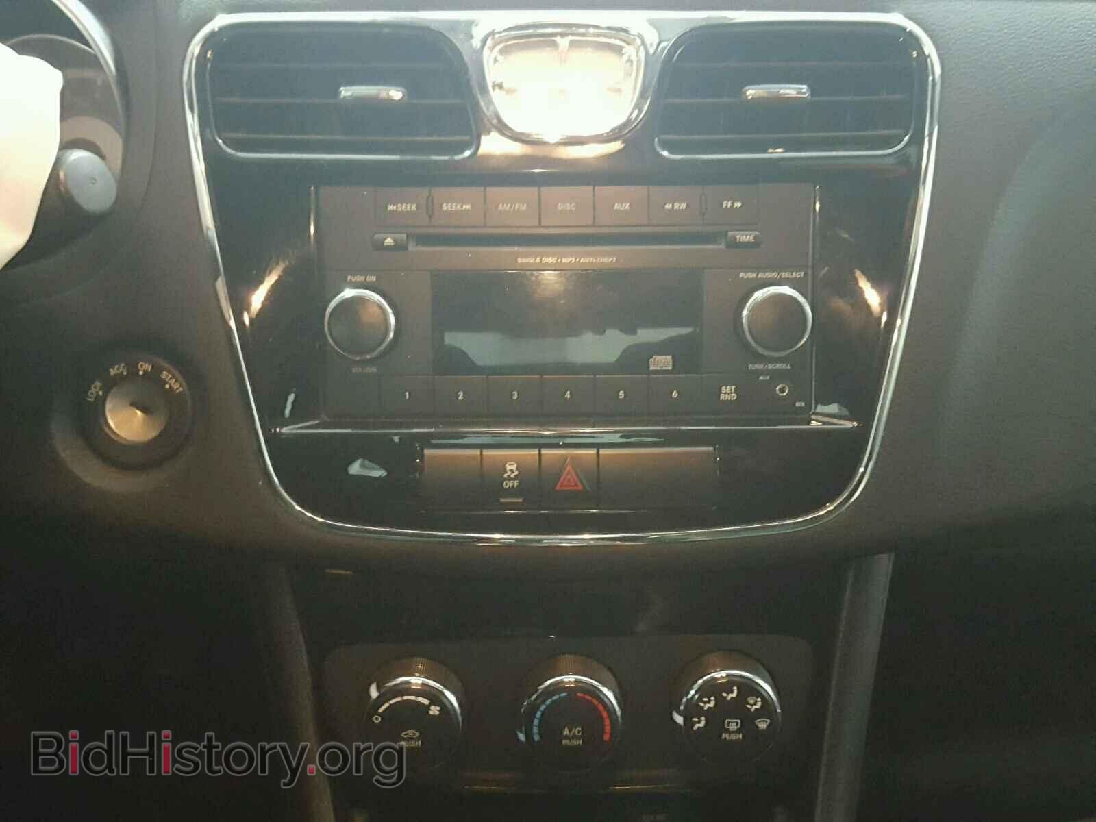 2012 CHRYSLER 200 - VIN: 1C3CCBAB0CN145535 - Фото 9