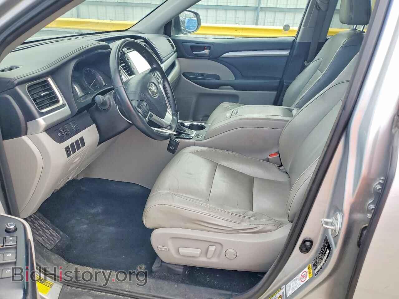 2017 TOYOTA HIGHLANDER - VIN: 5TDJZRFH3HS373425 - Фото 7