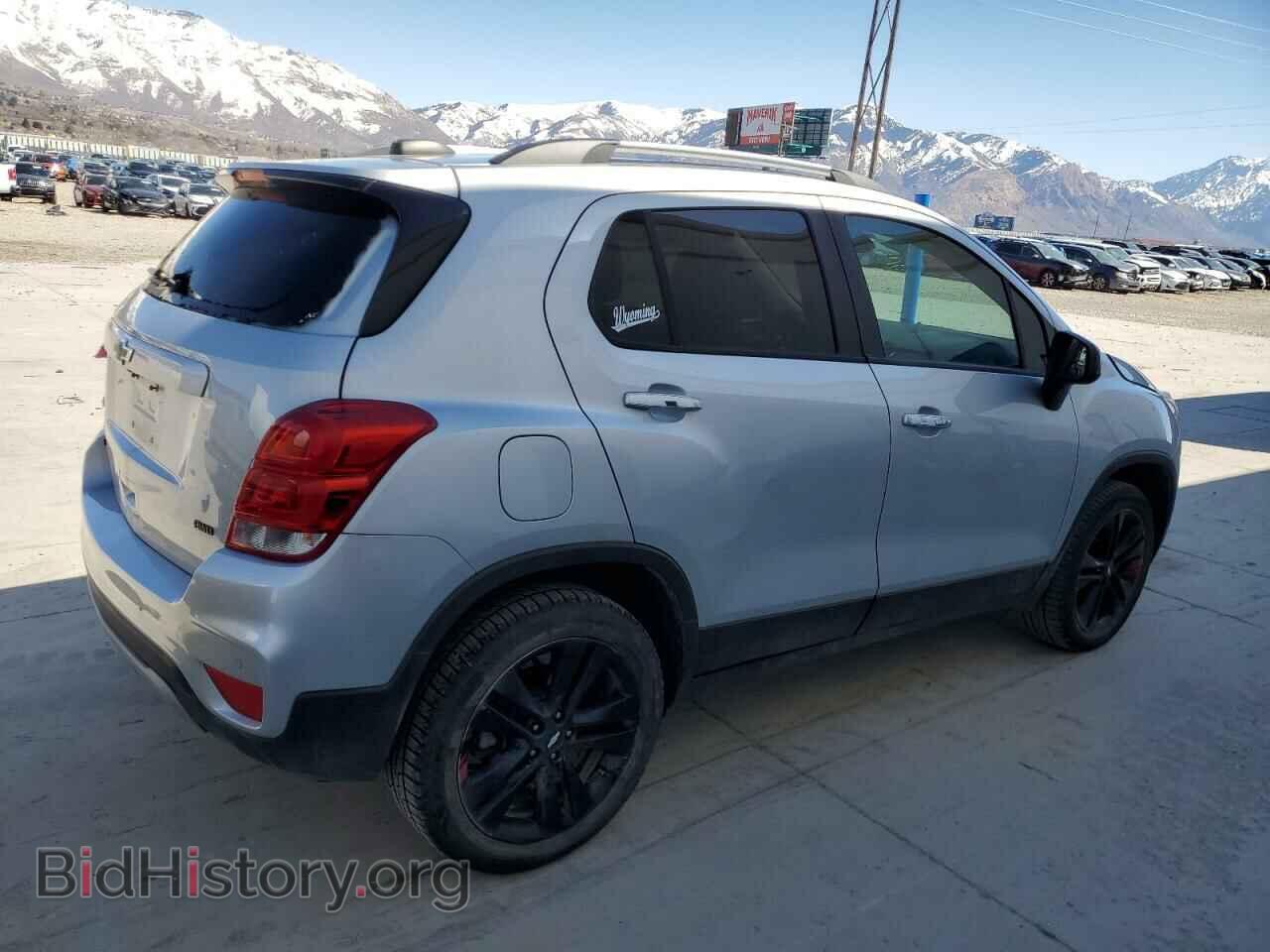 2019 CHEVROLET TRAX - VIN: 3GNCJPSB3KL115187 - Фото 3