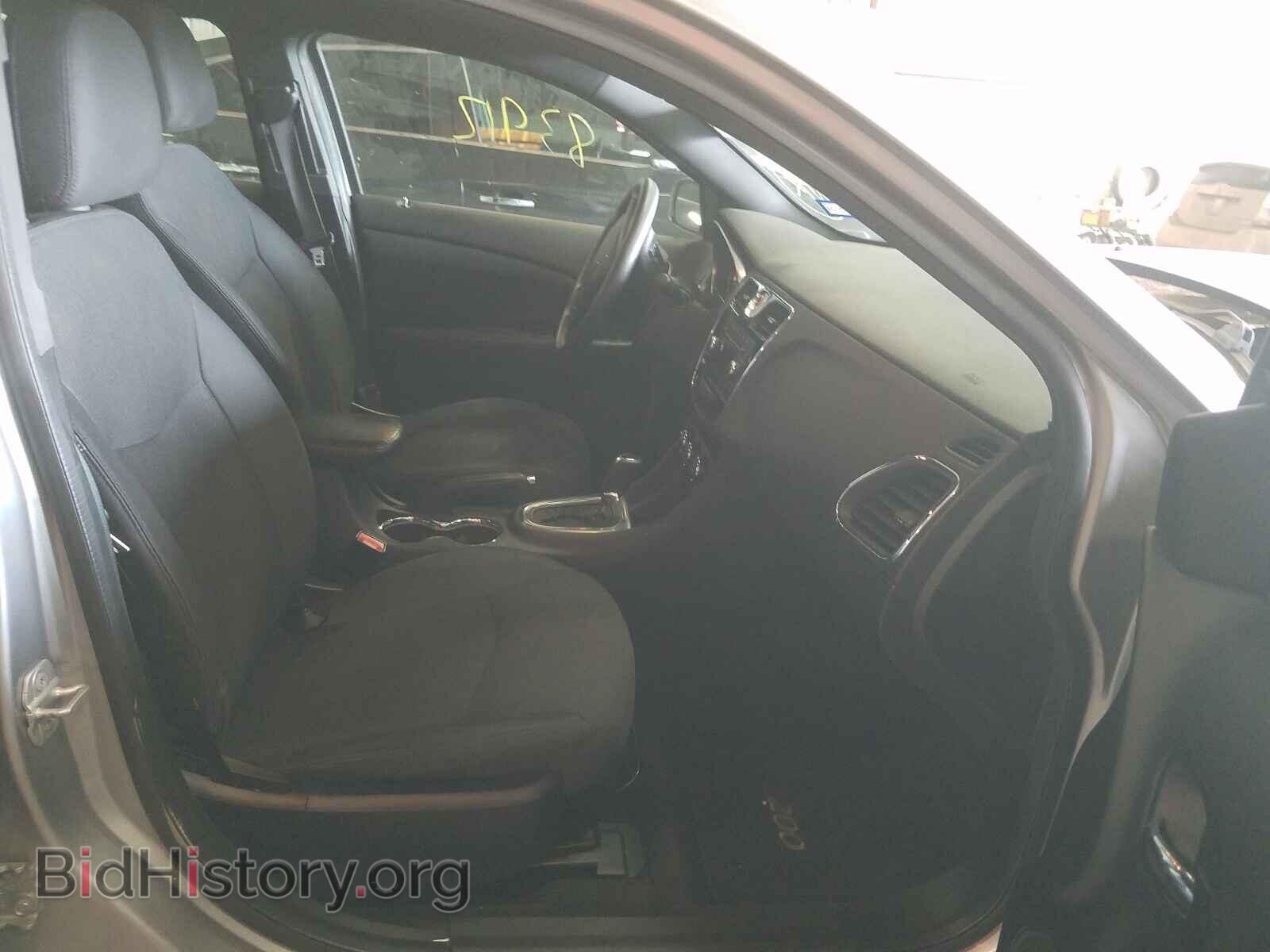 2013 CHRYSLER 200 - VIN: 1C3CCBAB1DN561420 - Фото 5