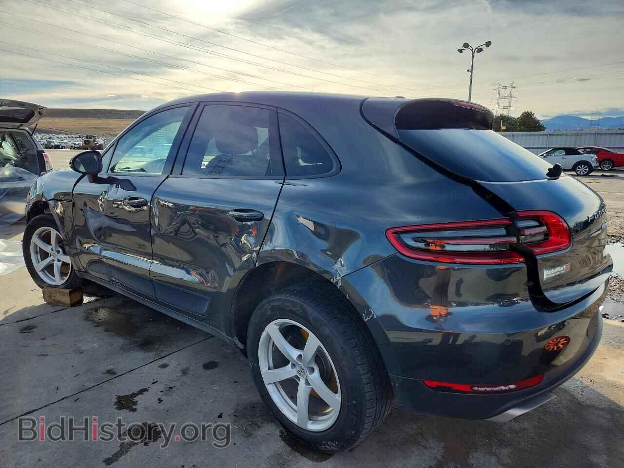 2017 PORSCHE MACAN - VIN: WP1AA2A53HLB01954 - Photo 2
