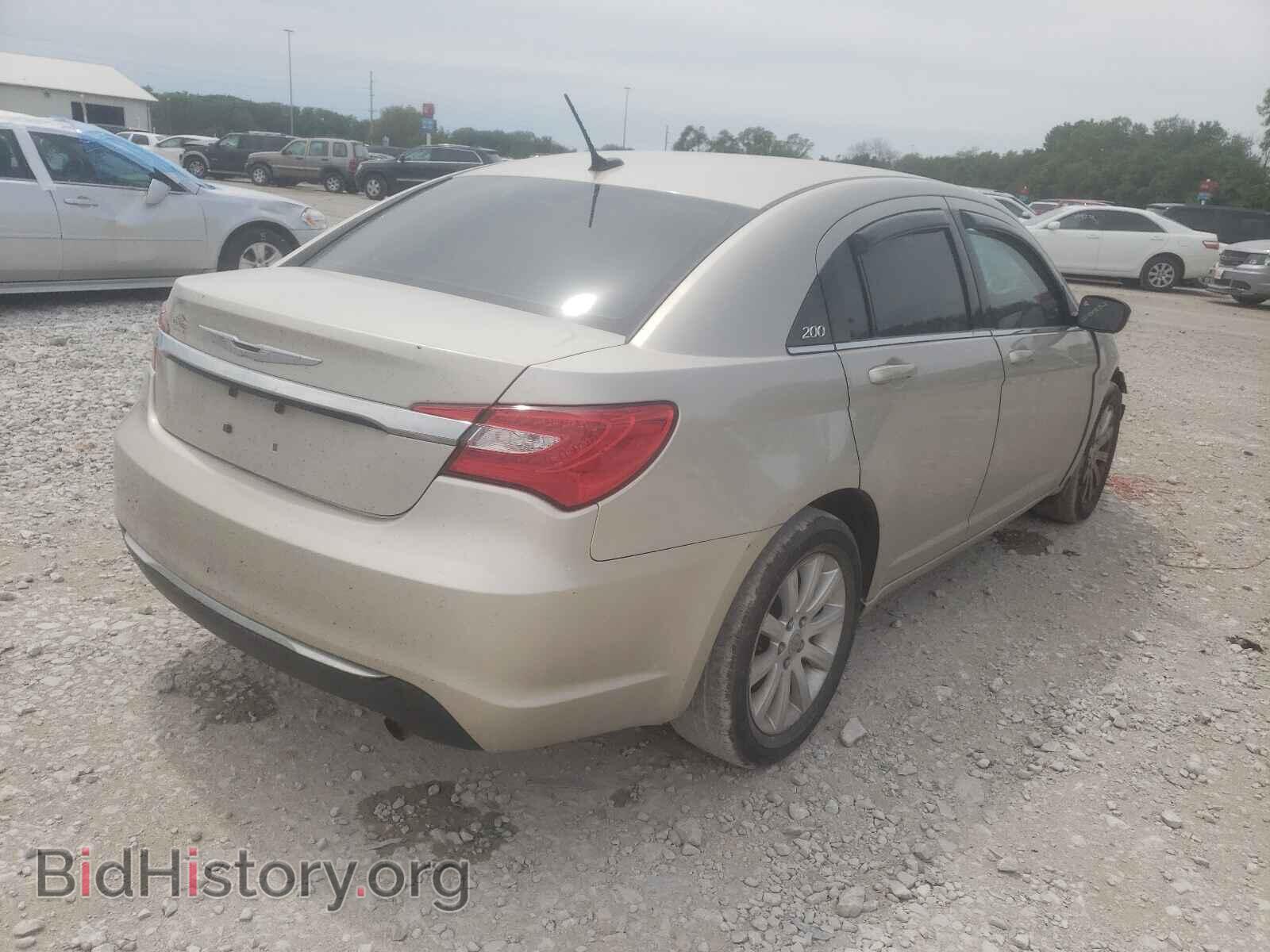 2013 CHRYSLER 200 - VIN: 1C3CCBBB7DN683794 - Фото 4