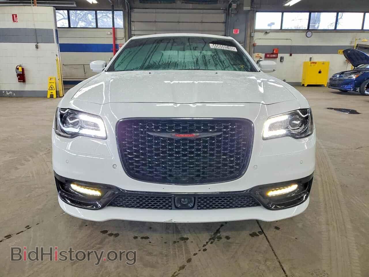 2023 CHRYSLER 300 - VIN: 2C3CCABT0PH628362 - Photo 5