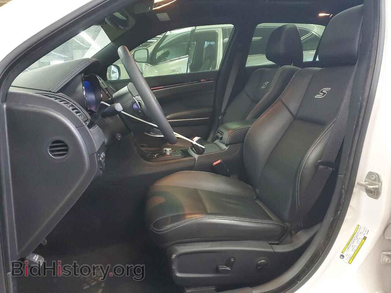 2023 CHRYSLER 300 - VIN: 2C3CCABT0PH628362 - Photo 7
