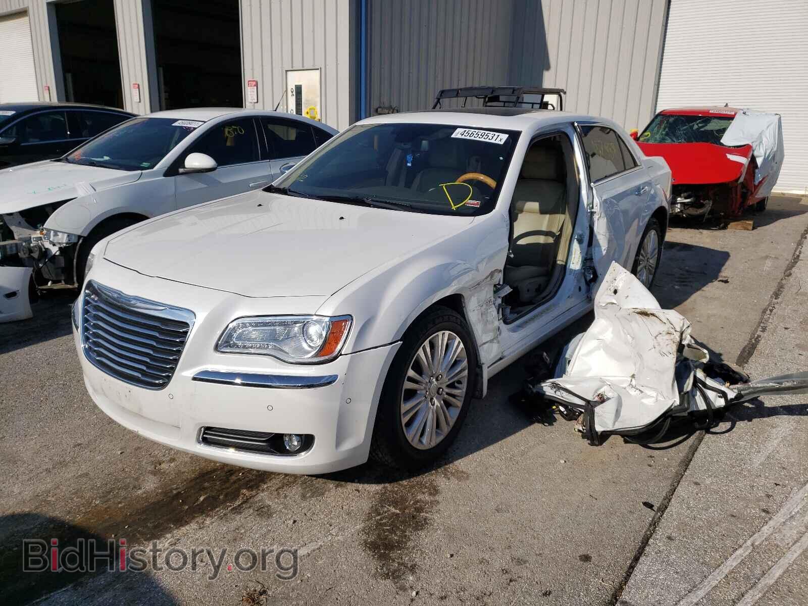 2012 CHRYSLER 300 - VIN: 2C3CCAHG5CH184156 - Фото 2