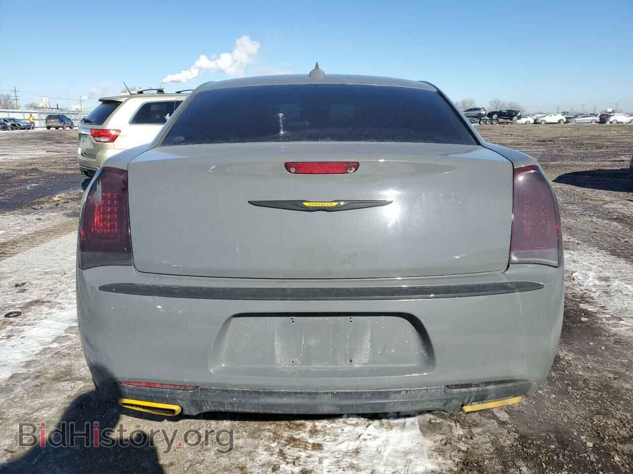 2017 CHRYSLER 300 - VIN: 2C3CCAAG5HH668295 - Фото 6