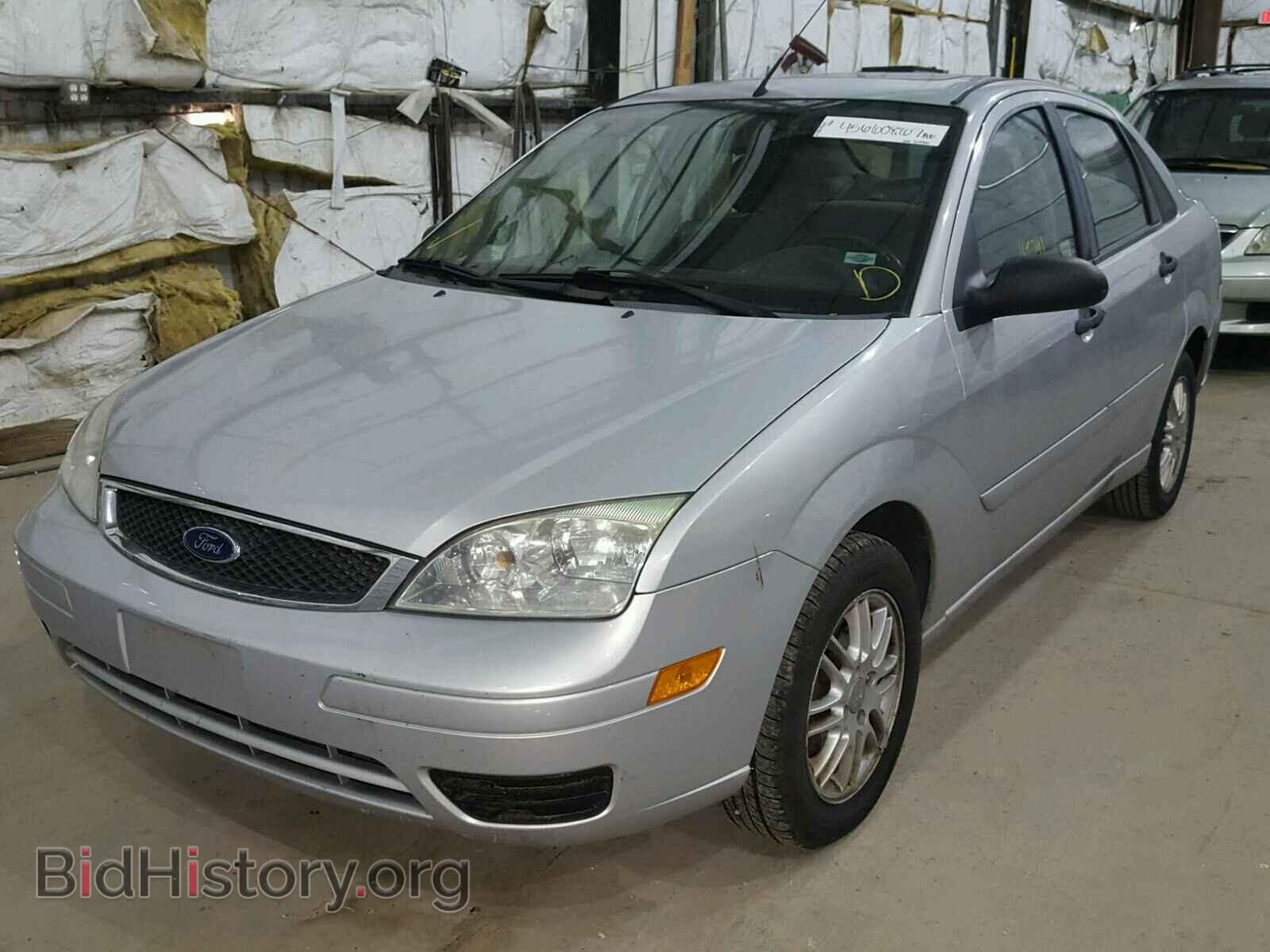 2007 FORD FOCUS - VIN: 1FAFP34N47W219926 - Фото 2