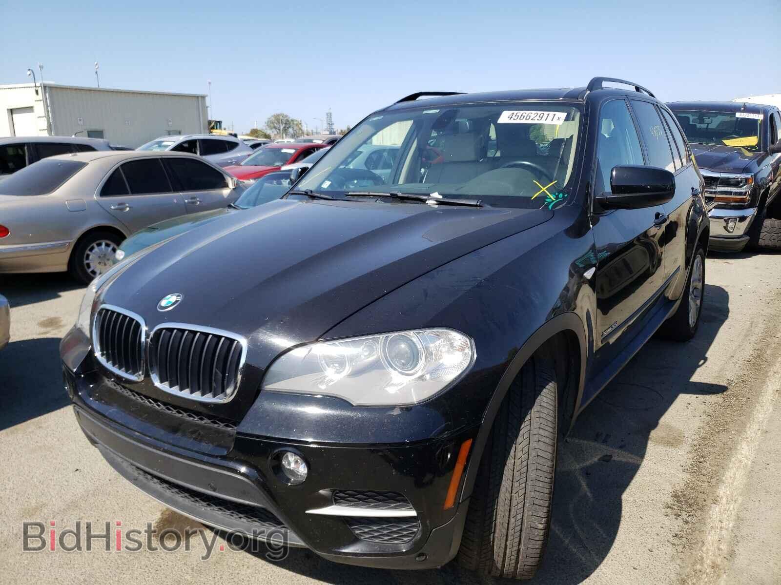 2013 BMW X5 - VIN: 5UXZV4C58D0B07845 - Фото 2