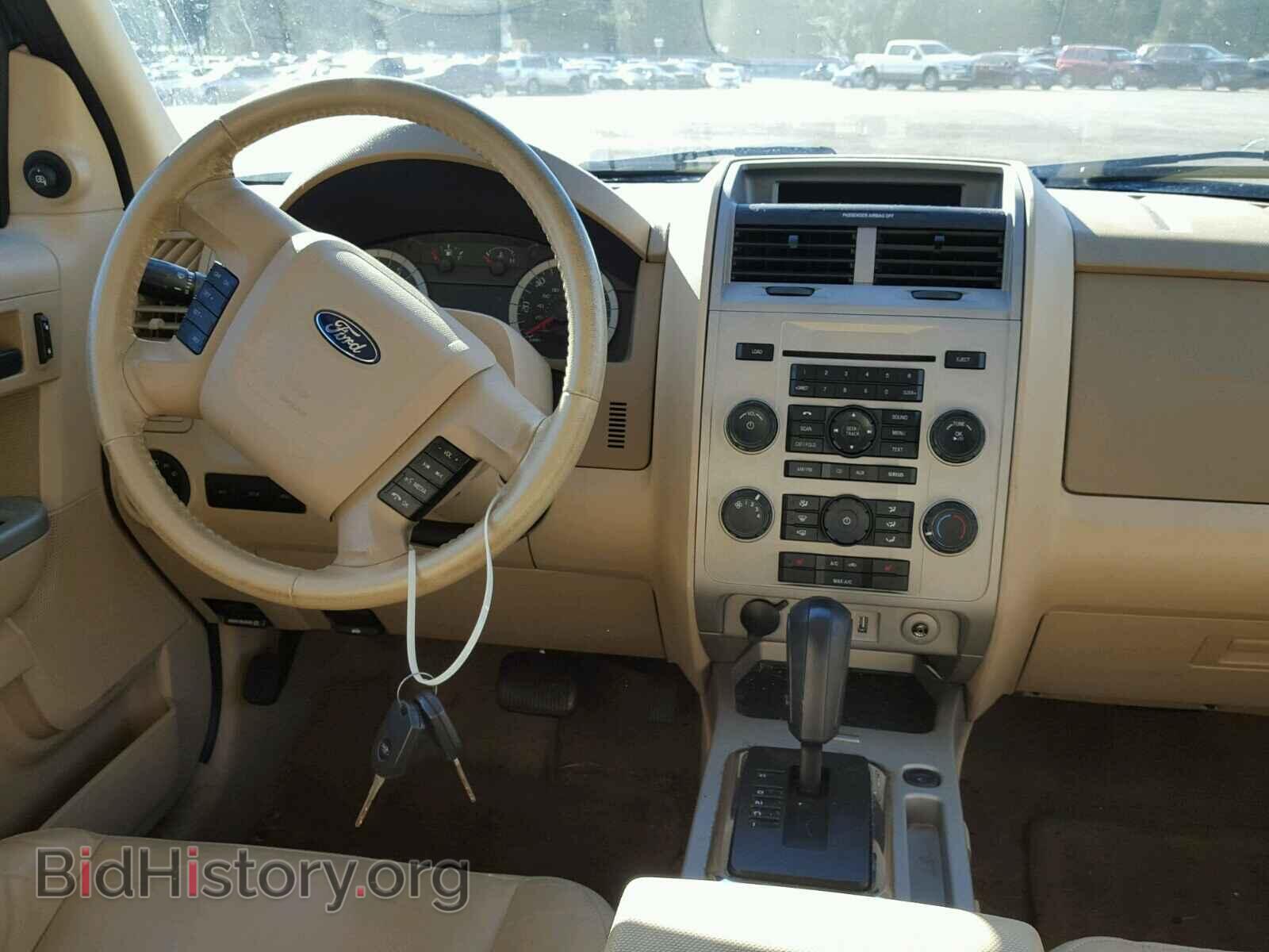 2011 FORD ESCAPE - VIN: 1FMCU0DG7BKB19188 - Фото 9
