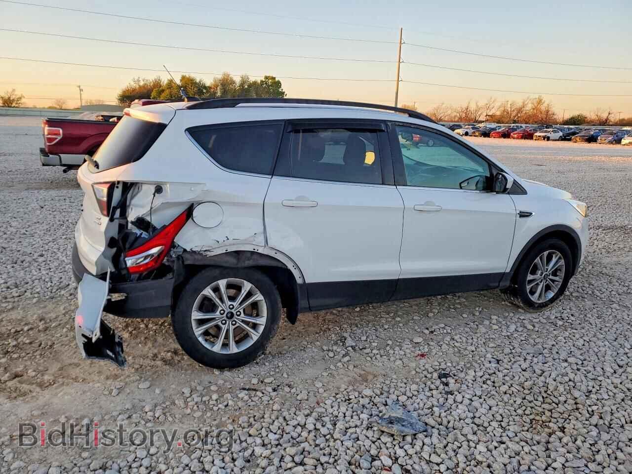 2018 FORD ESCAPE - VIN: 1FMCU9GD0JUD34744 - Фото 3