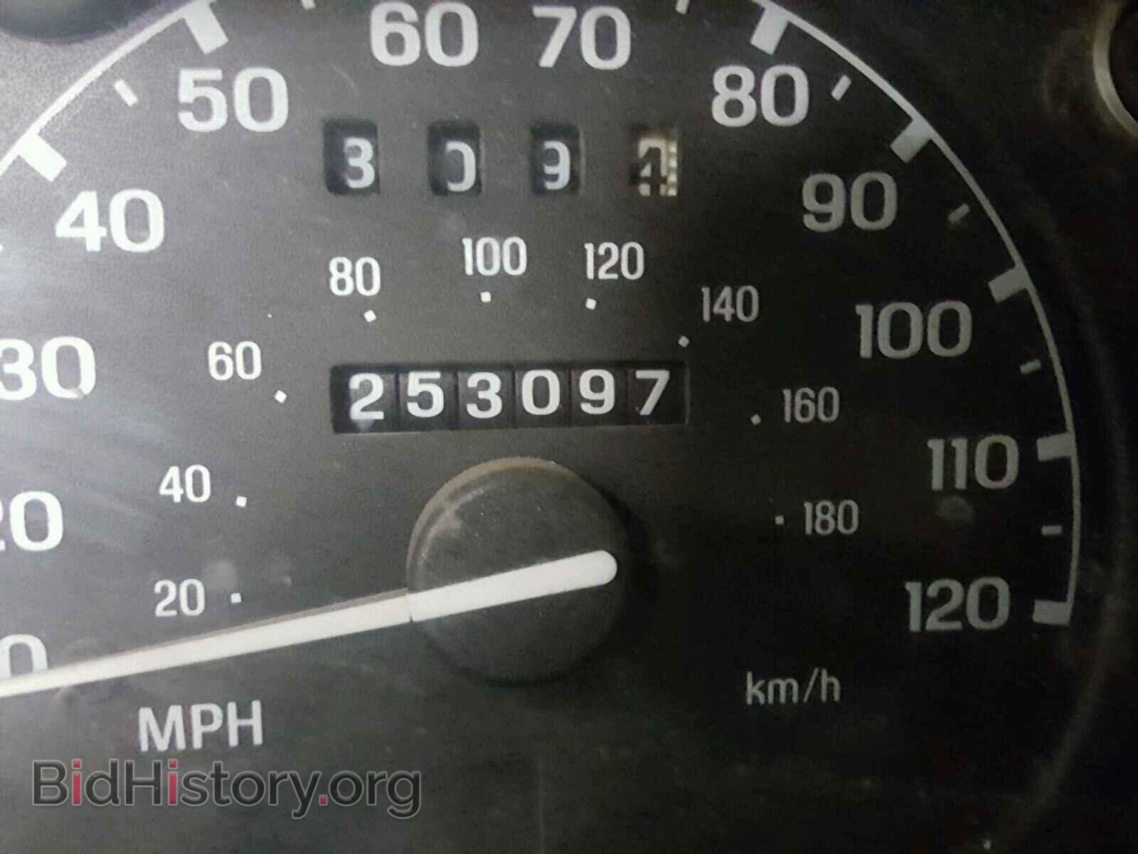 1999 MAZDA B2500 - VIN: 4F4YR12C4XTM01802 - Фото 8