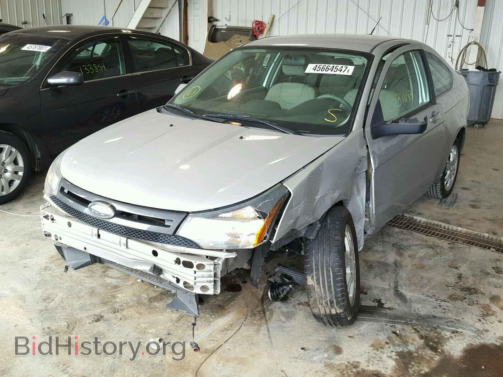 2009 FORD FOCUS - VIN: 1FAHP32N09W162364 - Photo 2