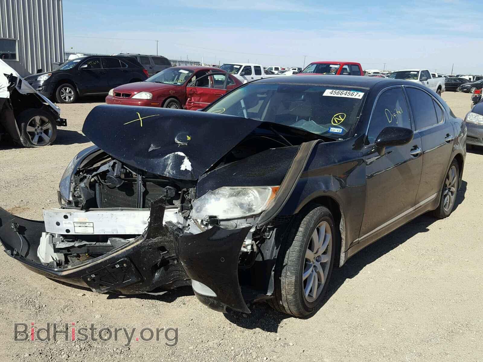 2008 LEXUS LS460 - VIN: JTHBL46F885074833 - Photo 2
