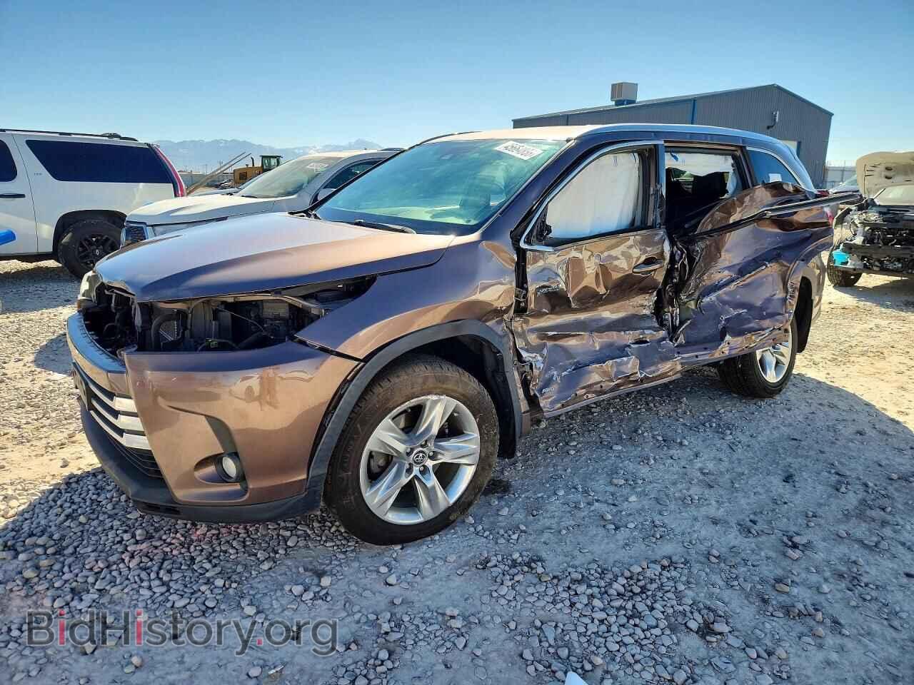 Фотография 5TDDGRFH4JS044810 - TOYOTA HIGHLANDER 2018