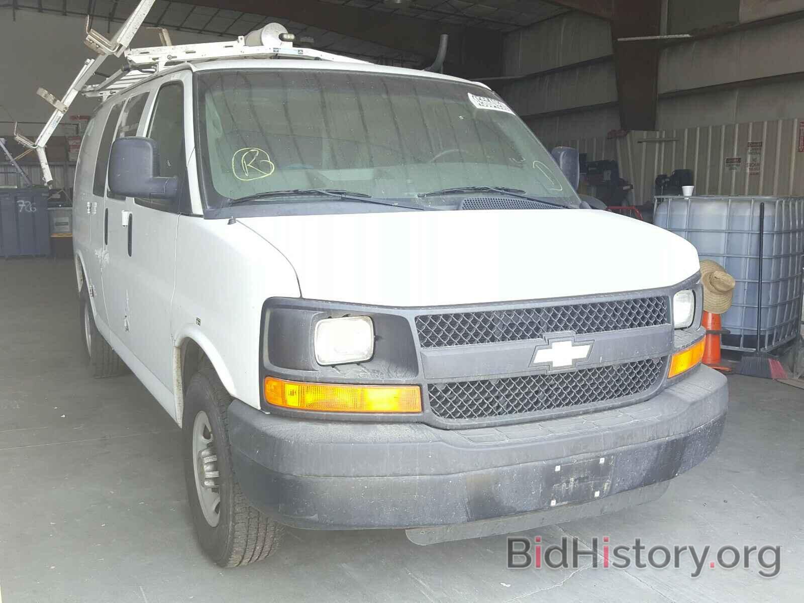 Photo 1GCWGFCAXD1903382 - CHEVROLET EXPRESS 2013