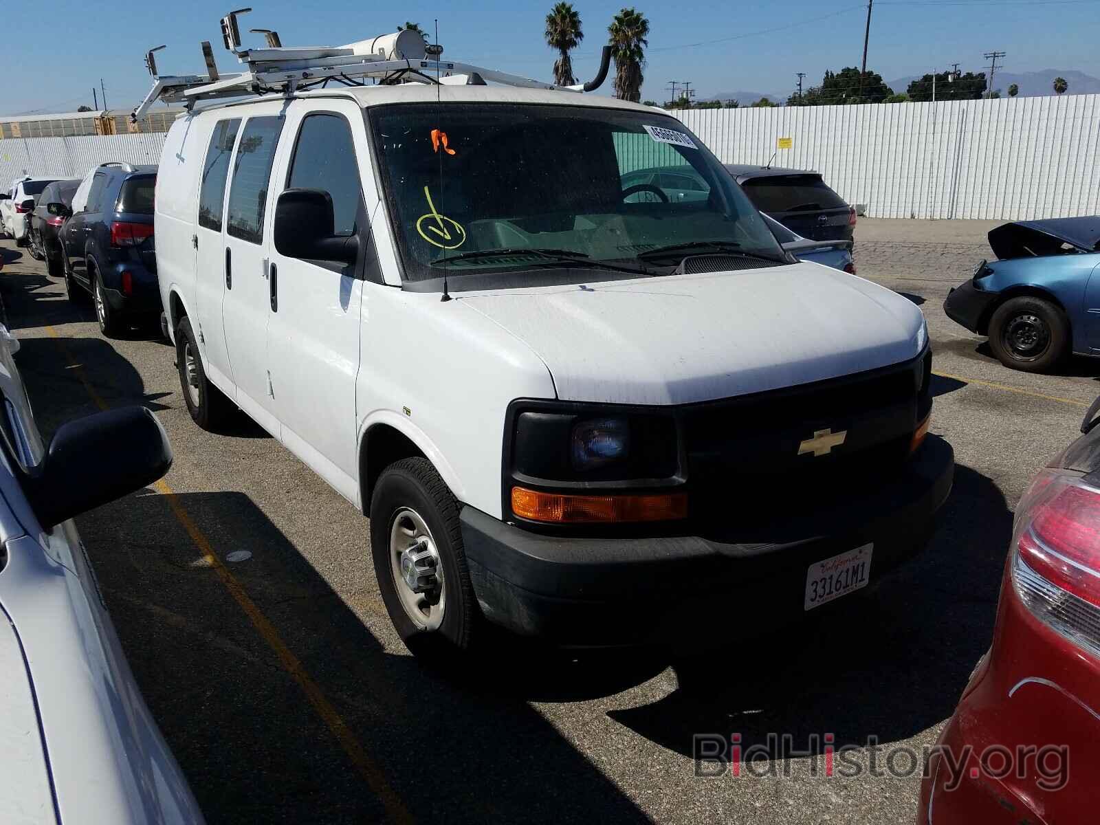 Photo 1GCWGFCB7D1902330 - CHEVROLET EXPRESS 2013