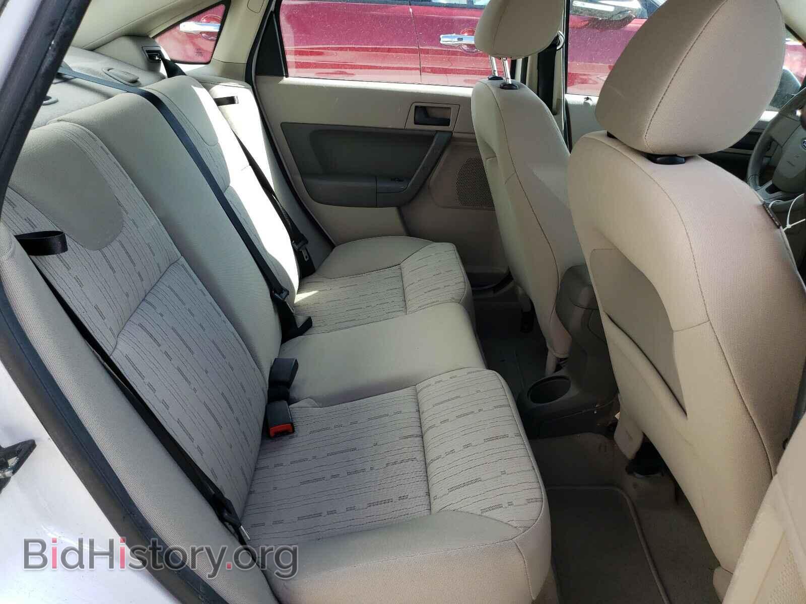 2008 FORD FOCUS - VIN: 1FAHP35N18W148063 - Photo 6