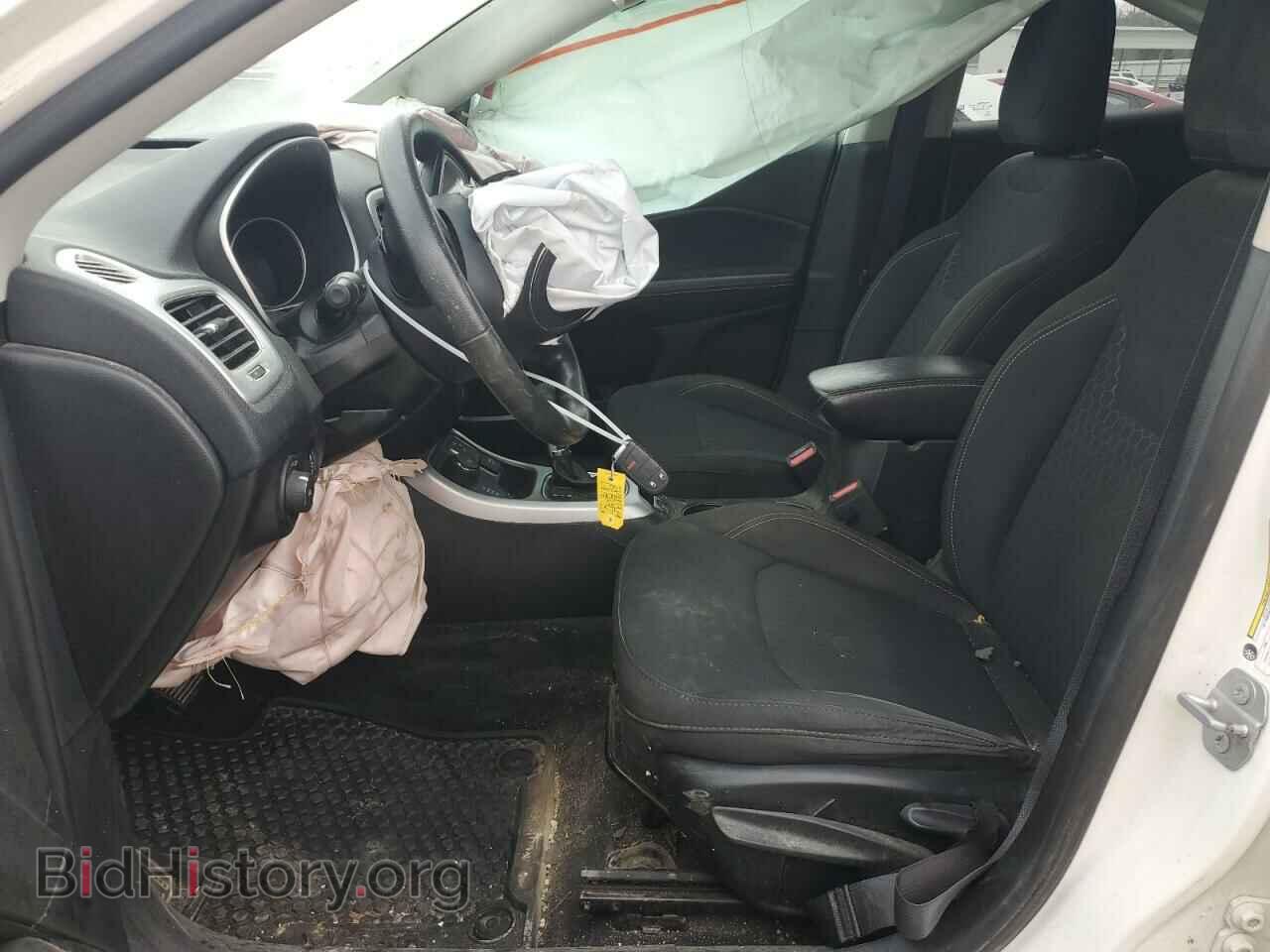 2019 JEEP COMPASS - VIN: 3C4NJDAB2KT734607 - Фото 7