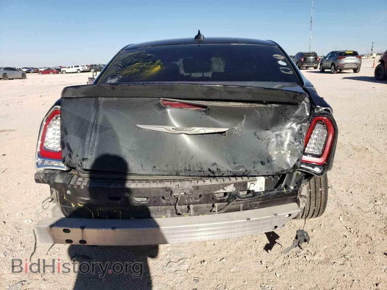 2019 CHRYSLER 300 - VIN: 2C3CCABG6KH667159 - Фото 6