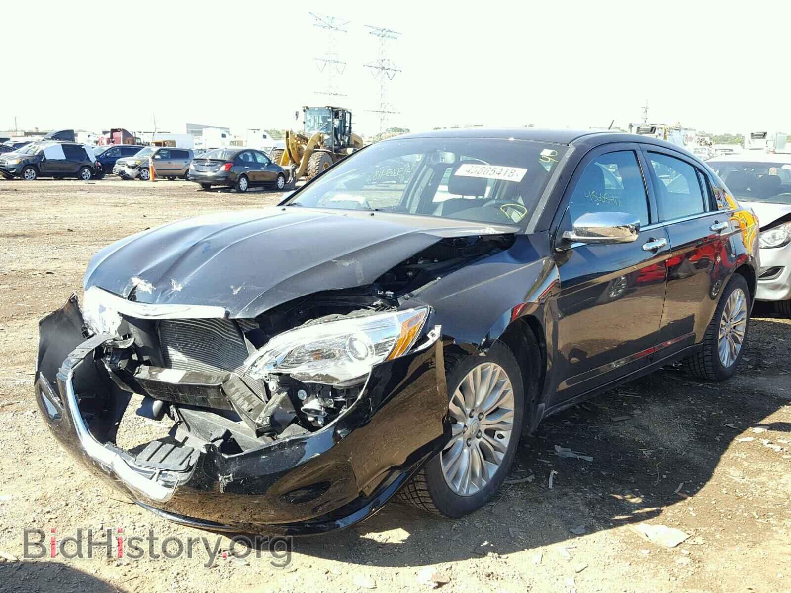 2011 CHRYSLER 200 - VIN: 1C3BC2FB0BN615260 - Фото 2