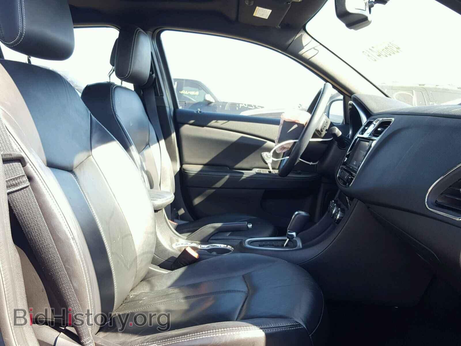 2011 CHRYSLER 200 - VIN: 1C3BC2FB0BN615260 - Фото 5