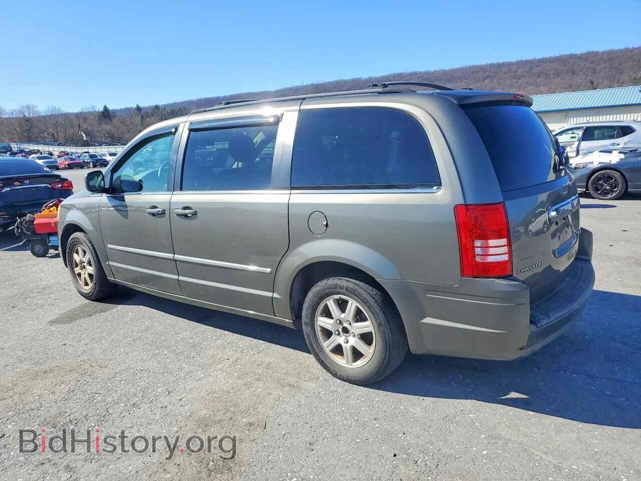 2010 CHRYSLER MINIVAN - VIN: 2A4RR5D11AR270918 - Photo 2