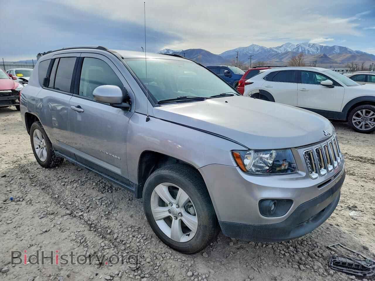 2016 JEEP COMPASS - VIN: 1C4NJDEB7GD779999 - Photo 4