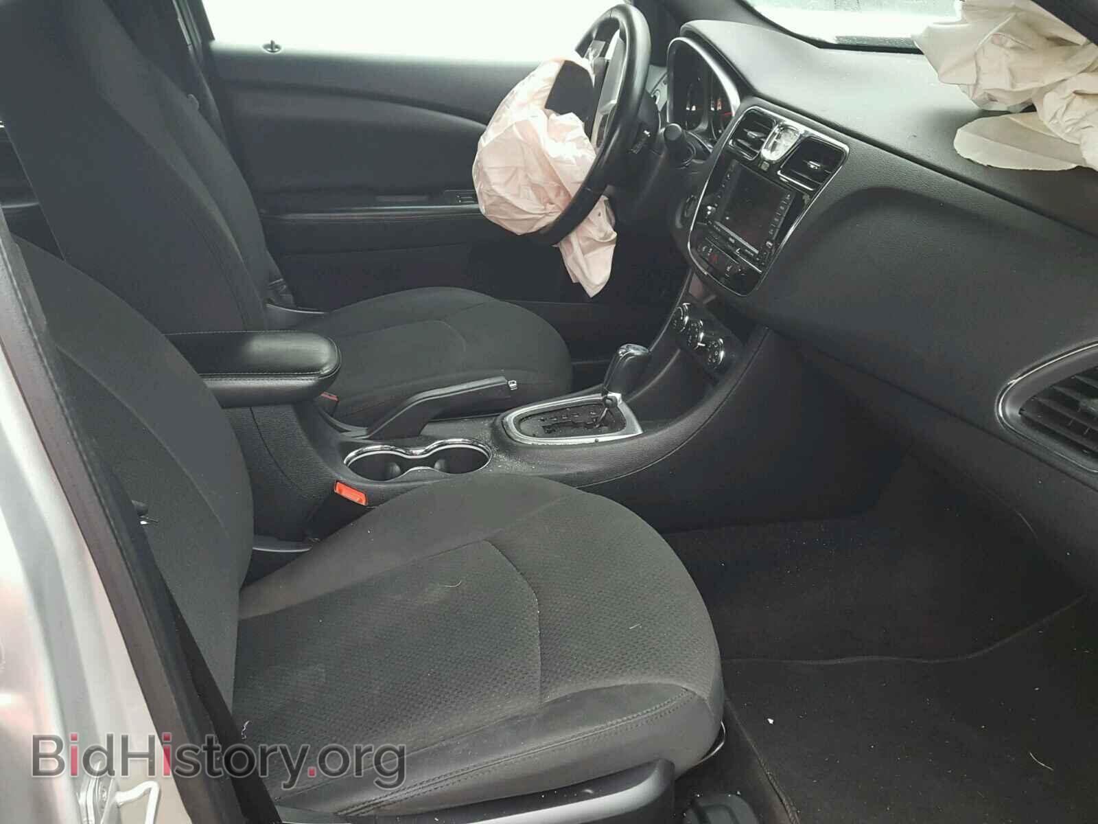 2011 CHRYSLER 200 - VIN: 1C3BC2FB2BN549214 - Photo 5