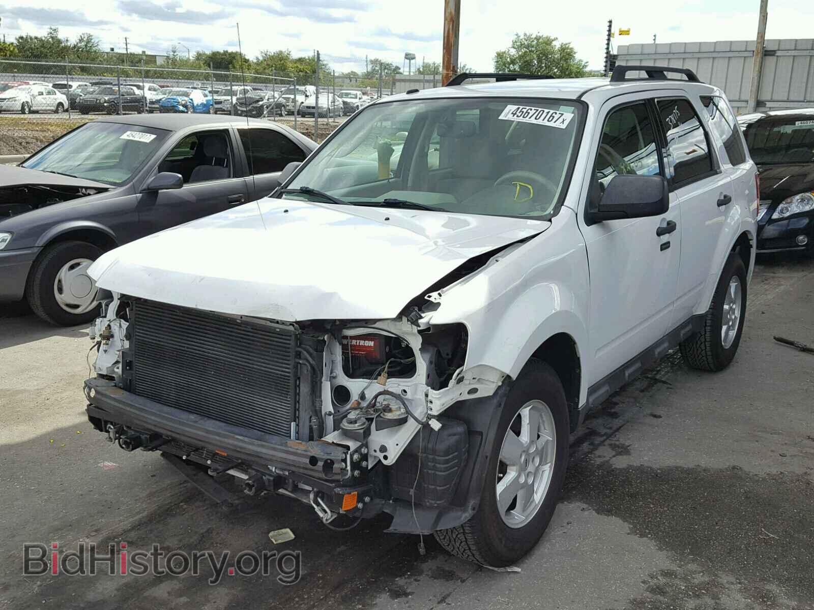 2011 FORD ESCAPE - VIN: 1FMCU9D76BKB26380 - Фото 2