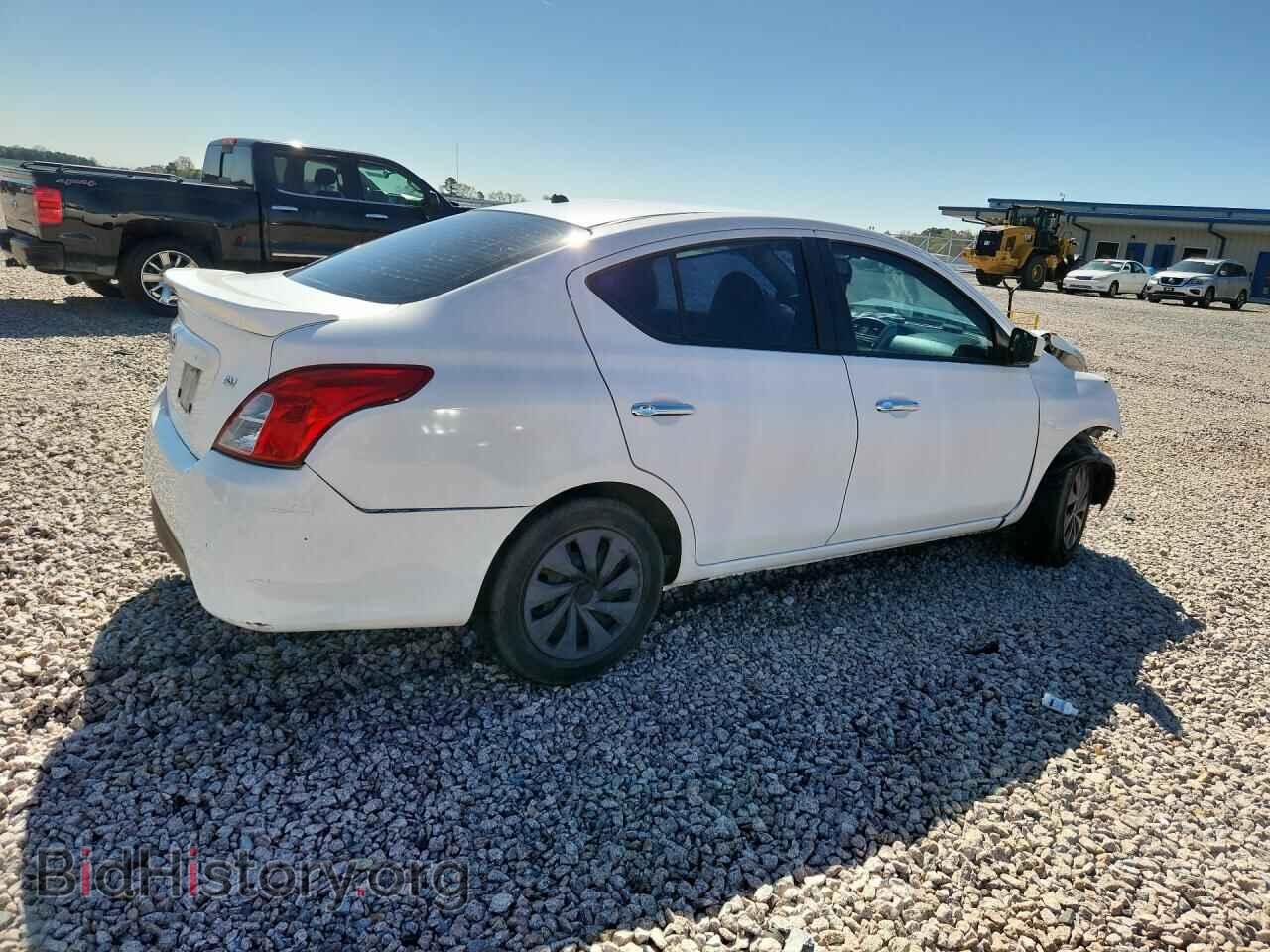 2019 NISSAN VERSA - VIN: 3N1CN7AP3KL832573 - Photo 3