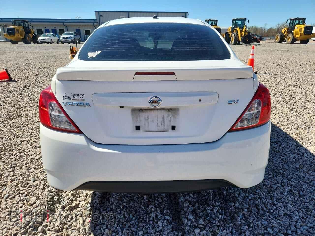 2019 NISSAN VERSA - VIN: 3N1CN7AP3KL832573 - Photo 6