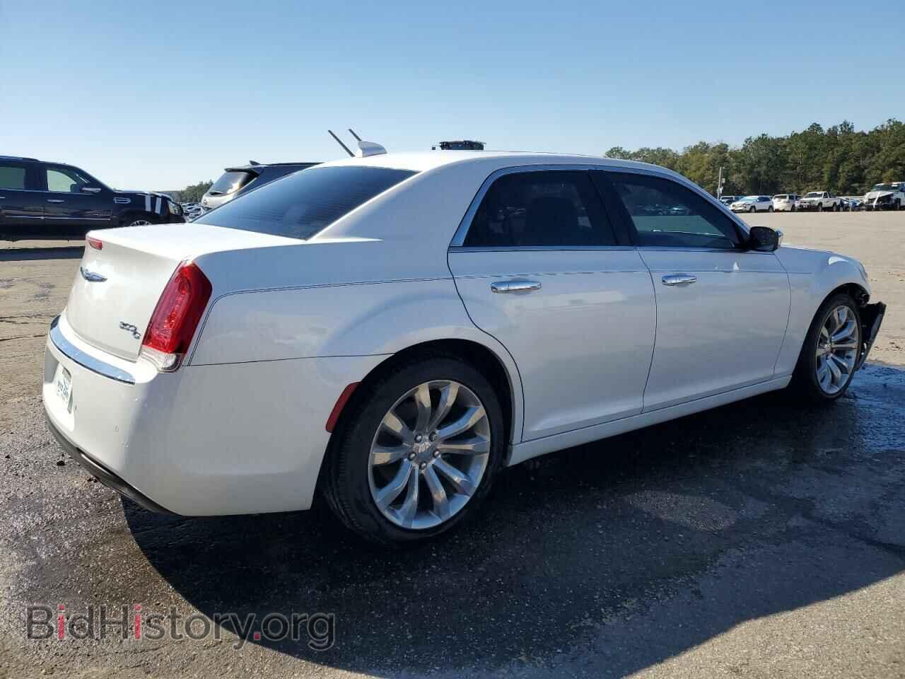 2015 CHRYSLER 300 - VIN: 2C3CCAEG3FH802826 - Фото 3