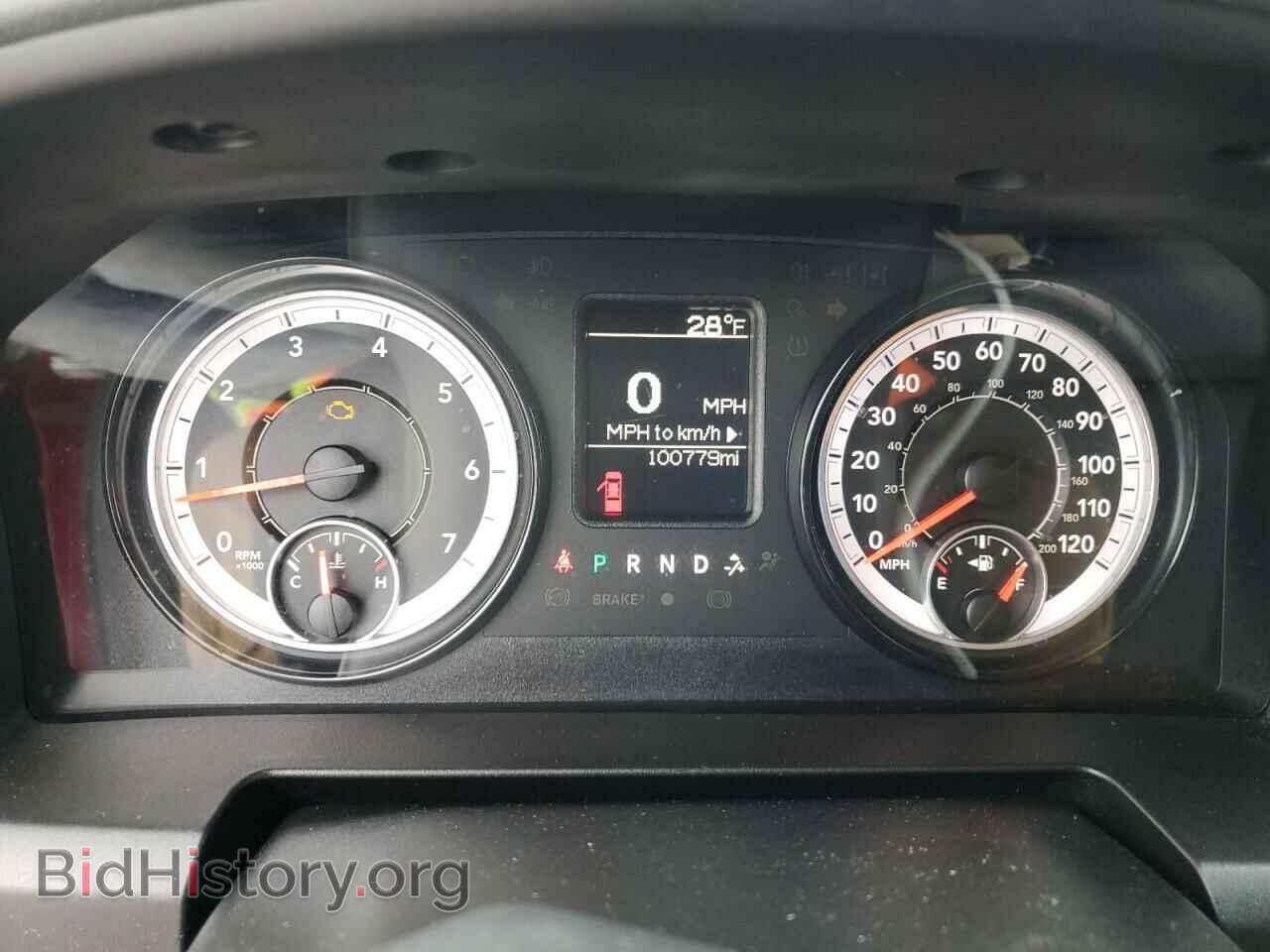 2018 RAM 1500 - VIN: 1C6RR7FG1JS270118 - Фото 9